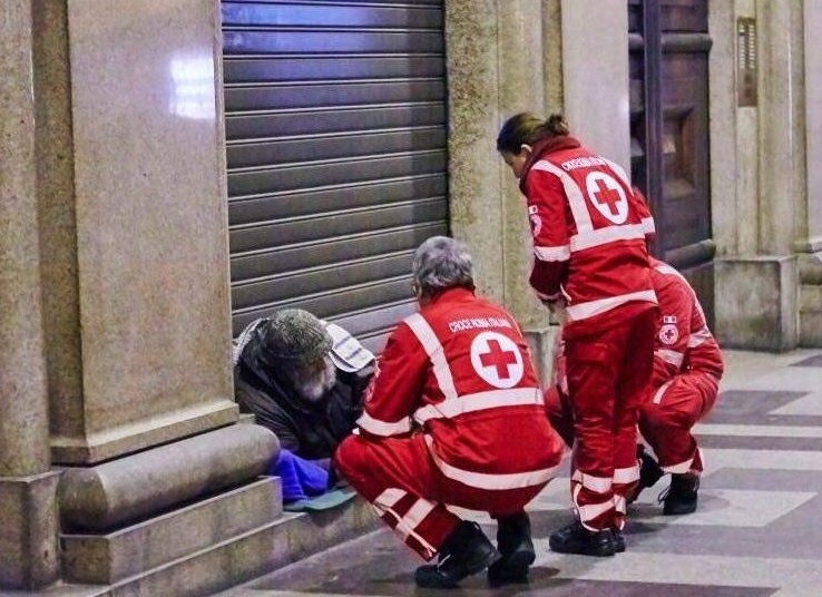 SENZA DIMORA
